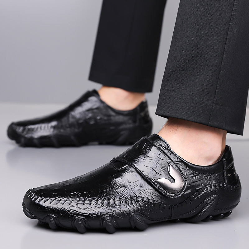 Men’s Crocodile Pattern Slip-On Loafers – Faux Leather Business Casual Shoes with Magnetic Closure & Non-Slip Rubber Sole